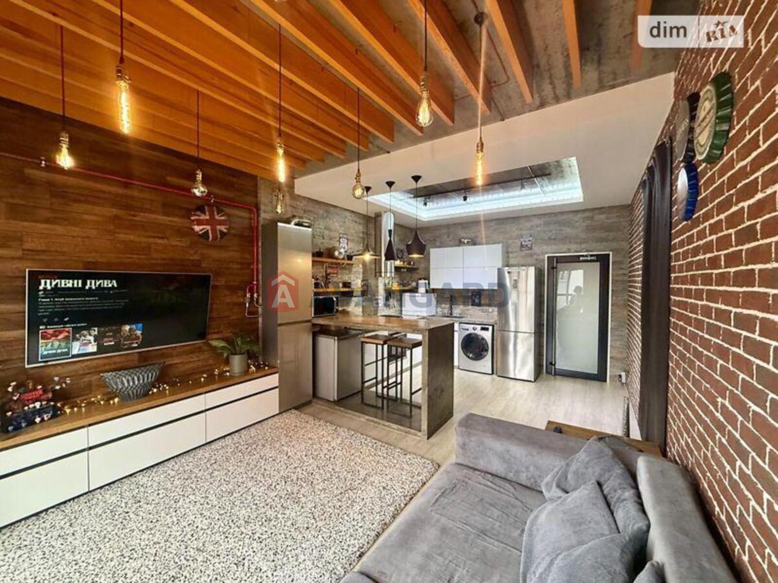 2 ��. ��������, 53/18/25 ��. �., 3/5 ������ ���� 4