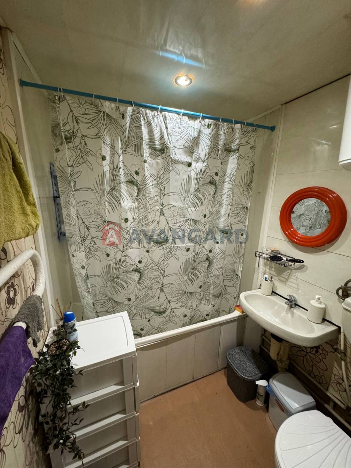 1 ��. ��������, 32/-/8 ��. �., 1/5 ������ ���� 5