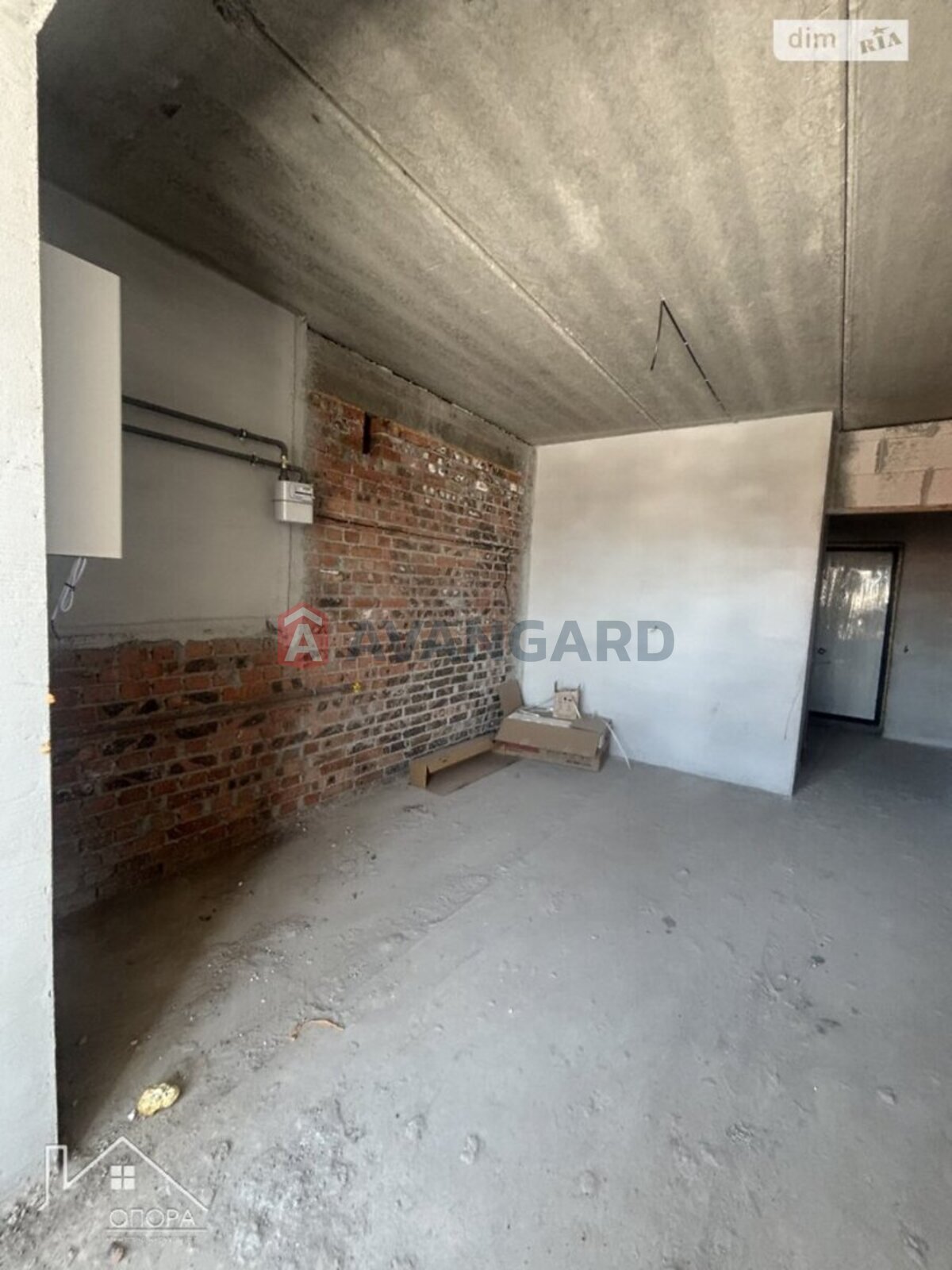 3 ��. ��������, 82/41/20 ��. �., 6/9 ������ ���� 8