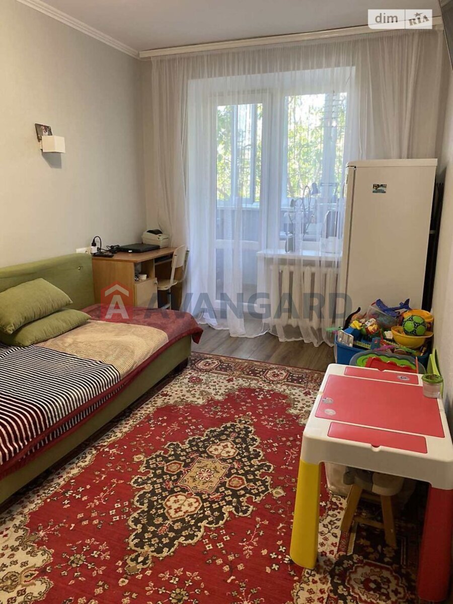 2 ����. ��������, 52/28/7 ��. �., 2/9 ���� ���� 9