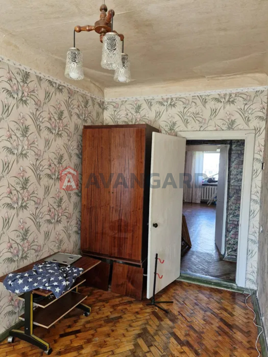 3 ��. ��������, 57/40/6 ��. �., 5/5 ������ ���� 3