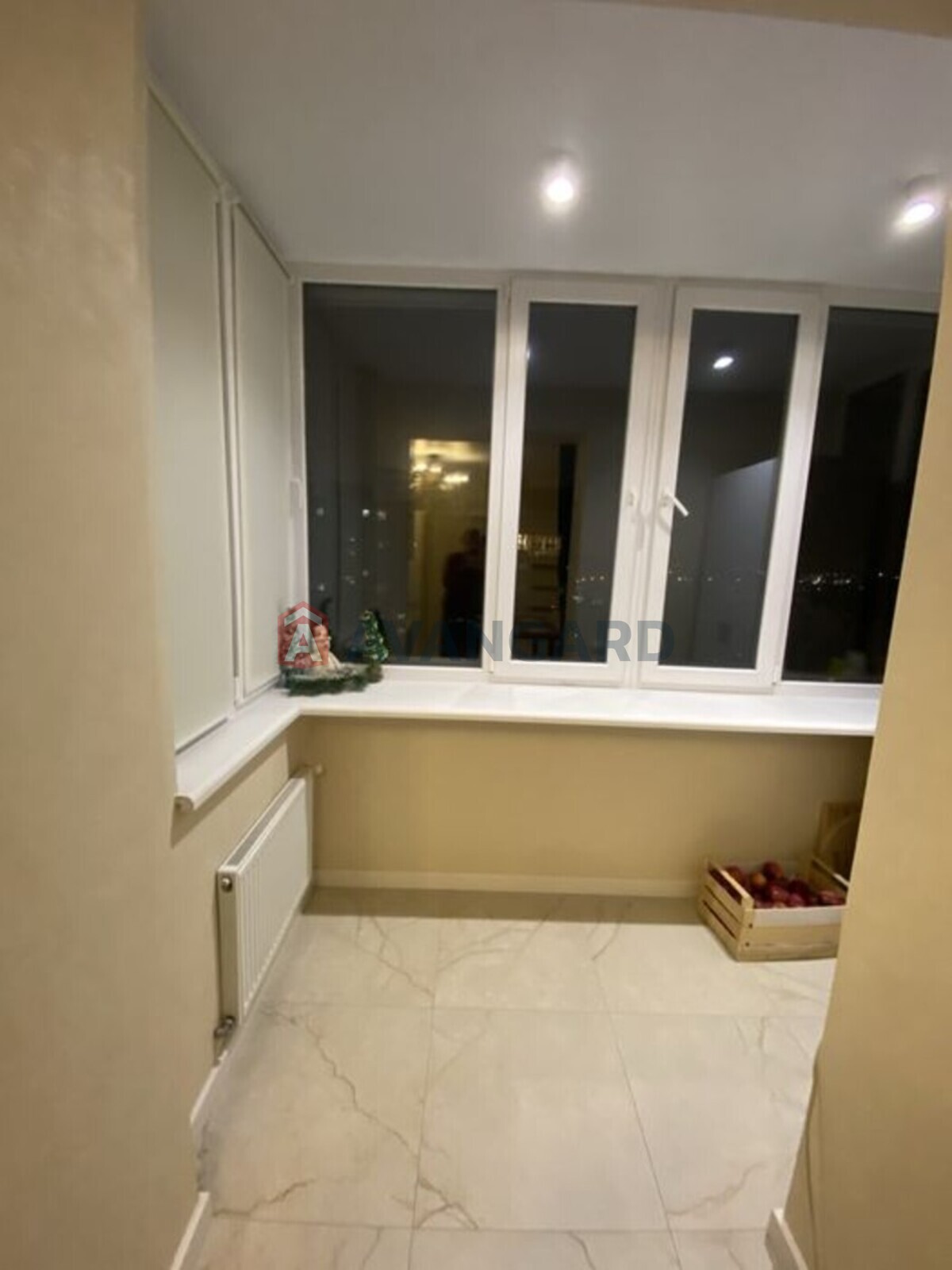 2 ��. ��������, 80/-/18 ��. �., 9/12 ������ ���� 20