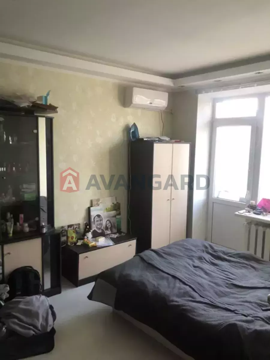 1 ����. ��������, 33/-/7 ��. �., 3/9 ���� ���� 8