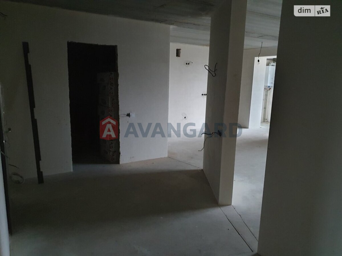 2 ��. ��������, 87/30/33 ��. �., 1/10 ������ ���� 17