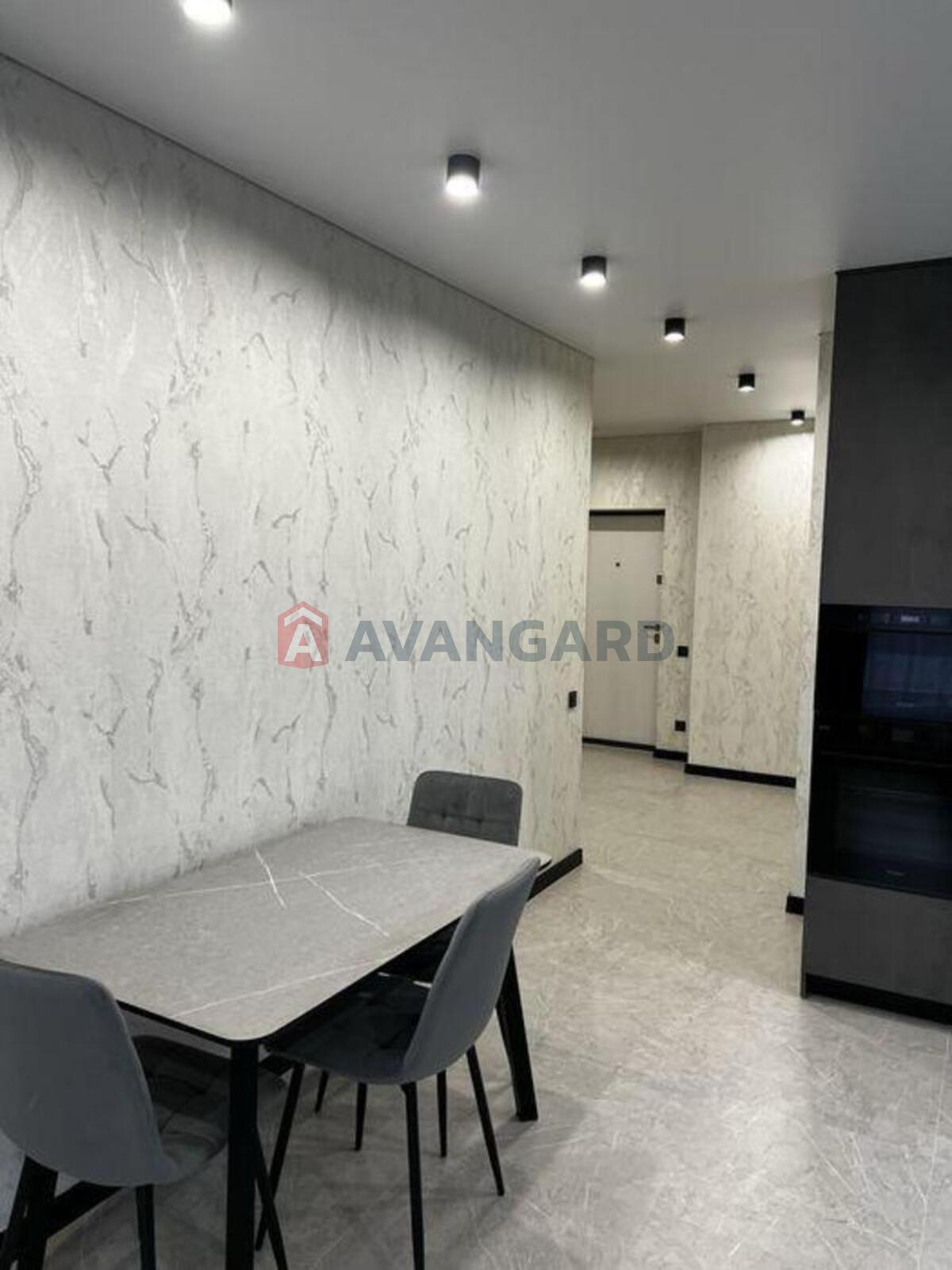 1 ��. ��������, 57/-/23 ��. �., 20/25 ������ ���� 14