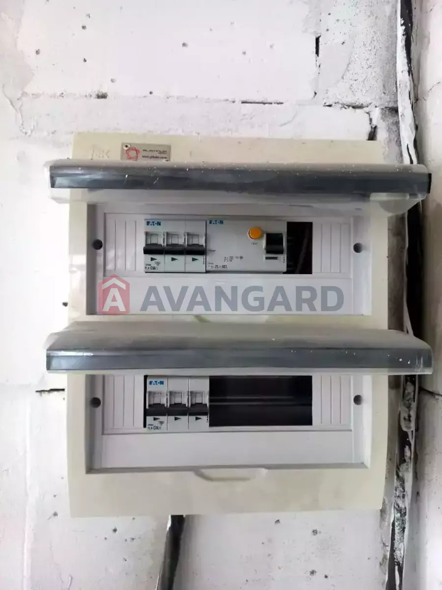 4 ��. ��������, 155/-/20 ��. �., 19/19 ������ ���� 9