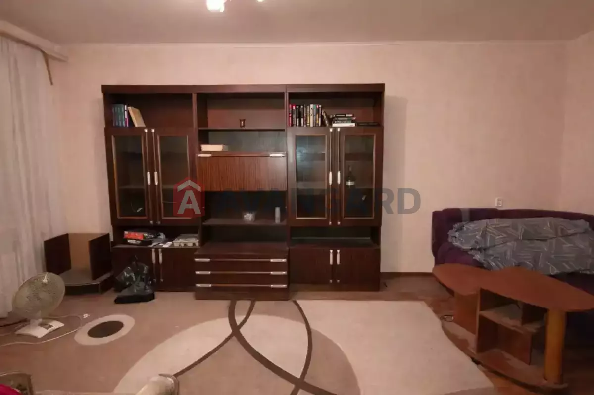 4 ����. ��������, 69/43/7 ��. �., 9/10 ���� ���� 2