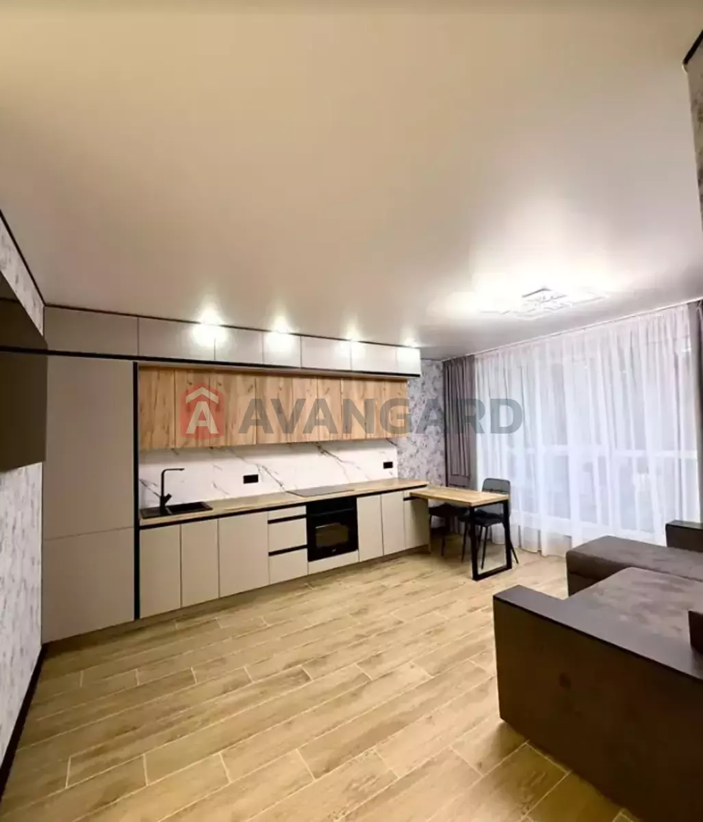 1 ��. ��������, 42/20/16 ��. �., 3/10 ������ ���� 3