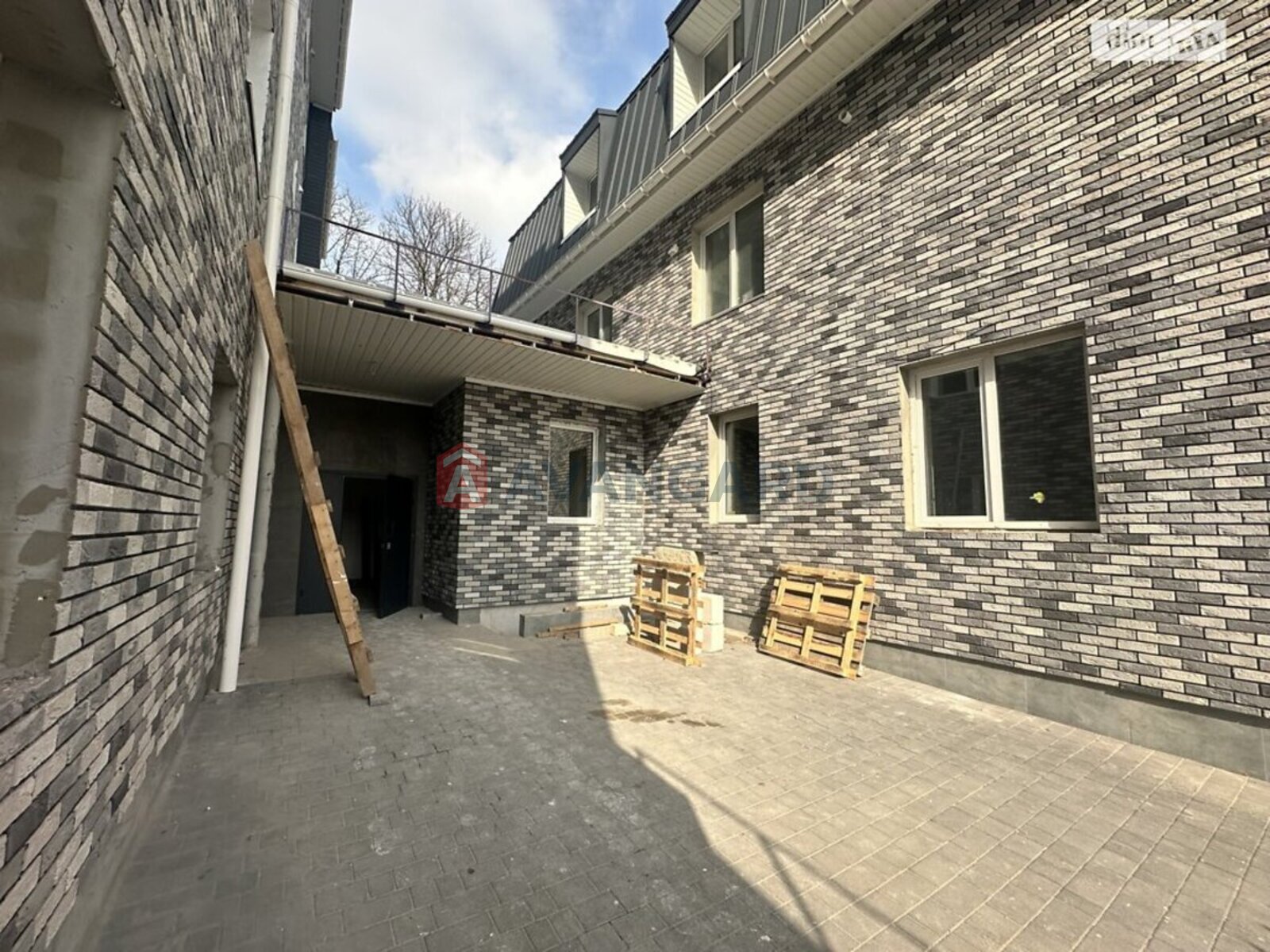 1 ��. ��������, 35/-/- ��. �., 2/3 ������ ���� 1