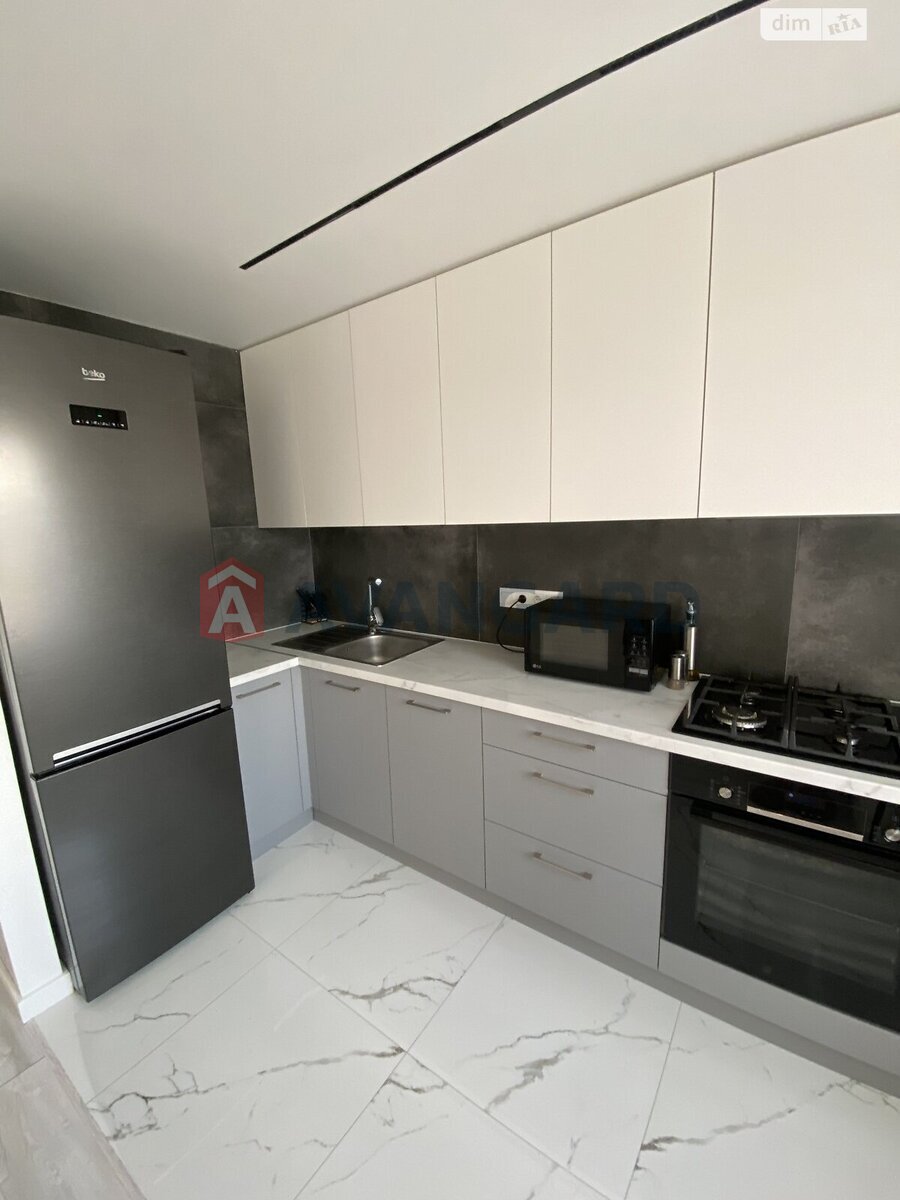 1 . , 38/-/- . ., 9/9   4