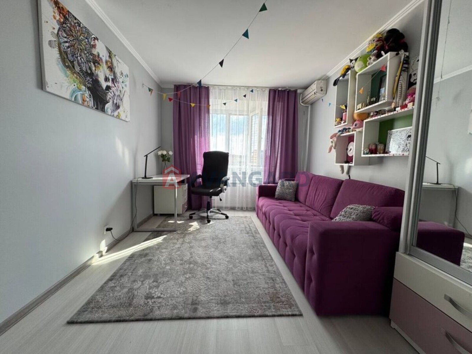 3 ��. ��������, 107/-/36 ��. �., 9/11 ������ ���� 10