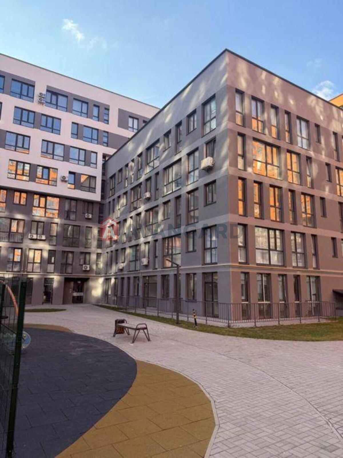 1 ����. ��������, 42/-/20 ��. �., 3/5 ���� ���� 4