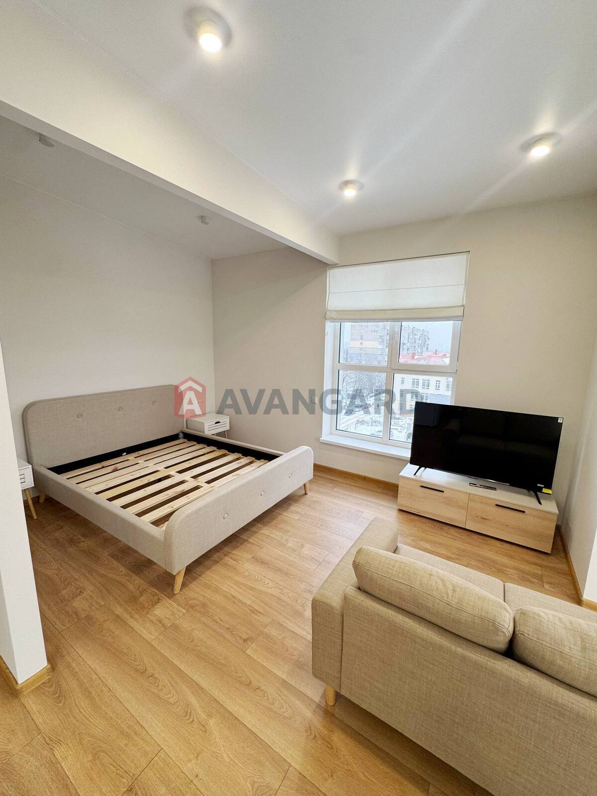 1 ��. ��������, 36/25/10 ��. �., 5/5 ������ ���� 10