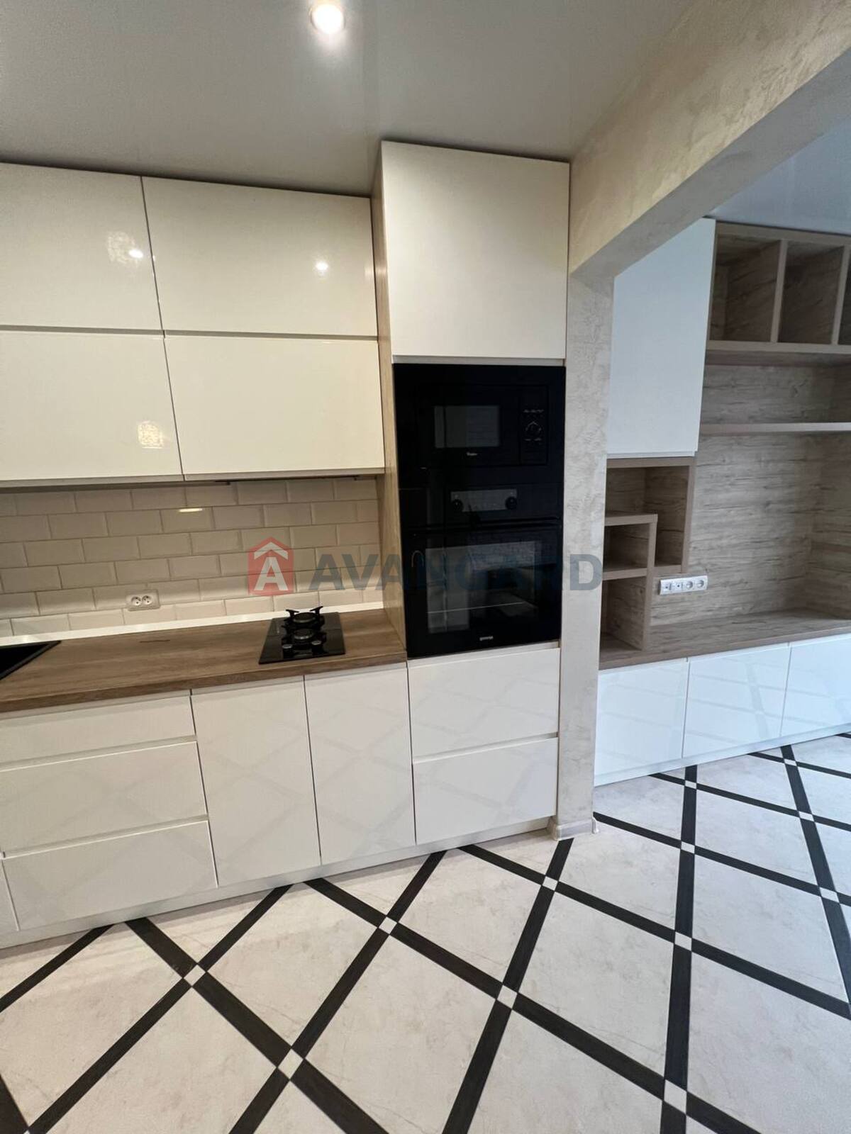 2 ��. ��������, 75/-/23 ��. �., 7/10 ������ ���� 24