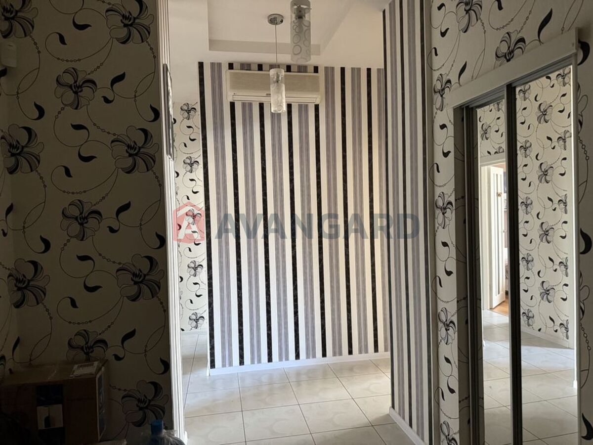 3 ����. ��������, 74/42/20 ��. �., 4/4 ���� ���� 13