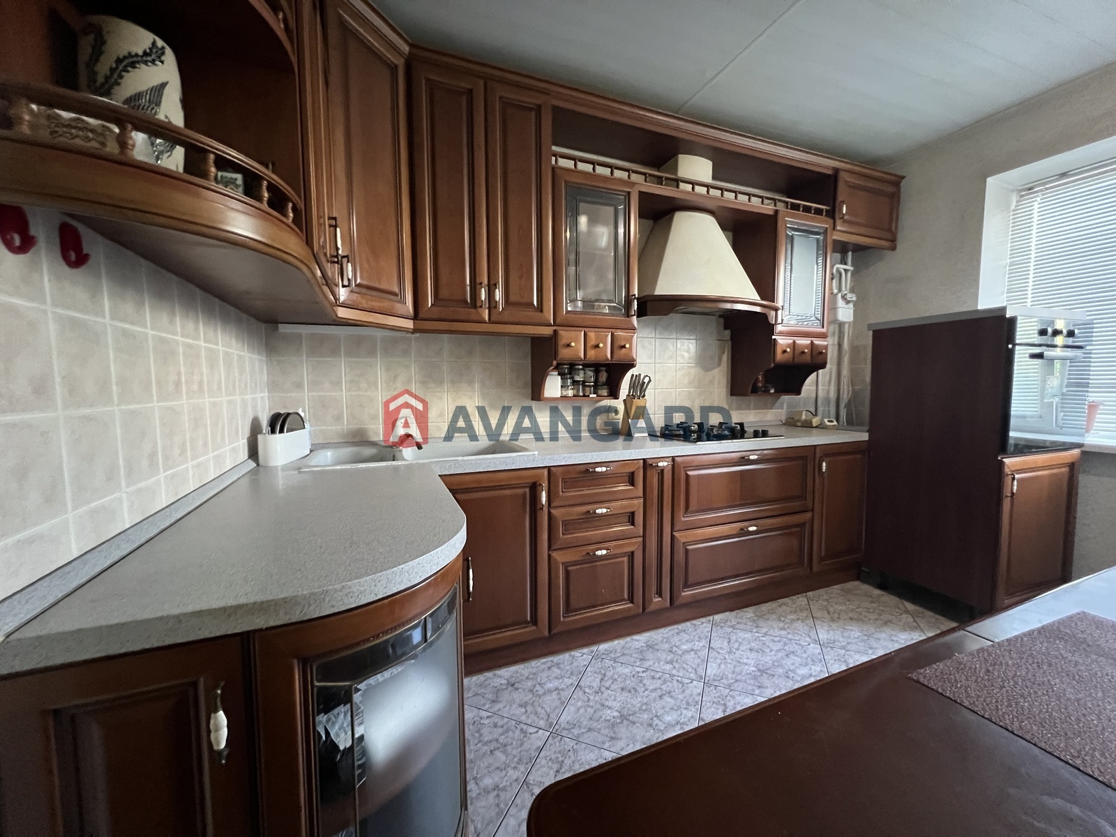 4 . , 87/-/10 . ., 5/10   1