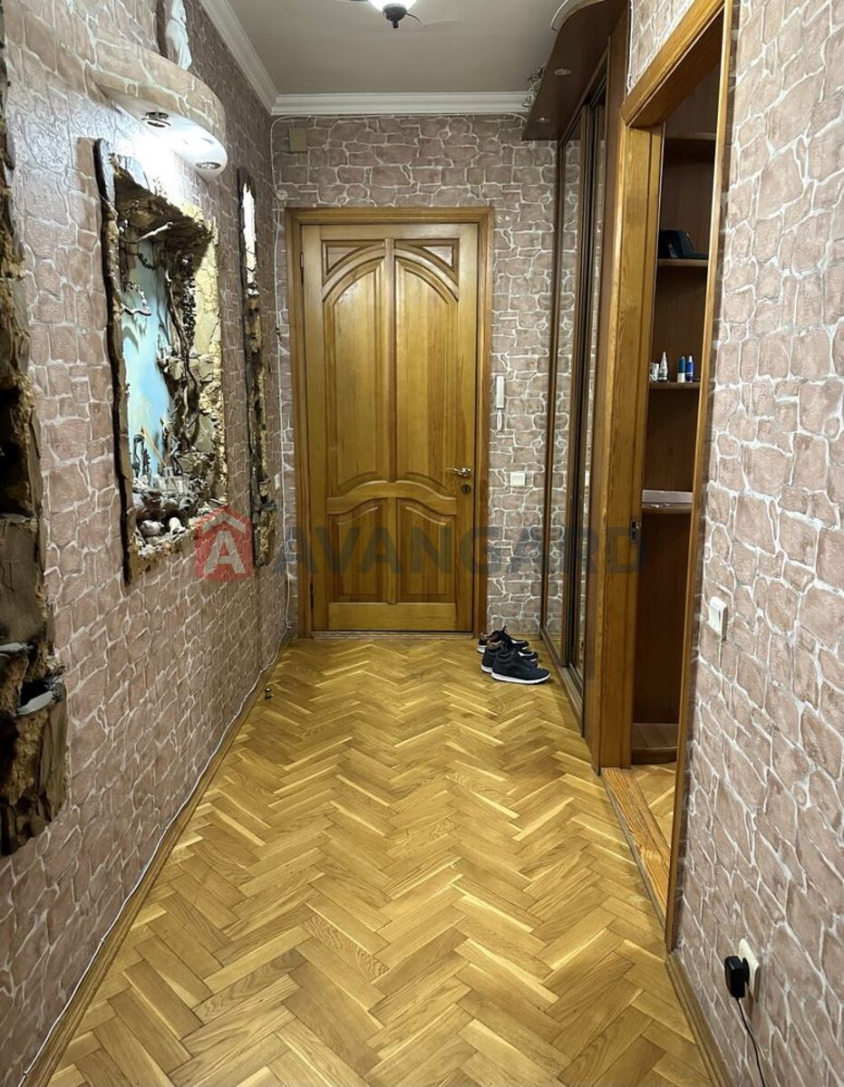 2 ��. ��������, 54/-/9 ��. �., 5/5 ������ ���� 7