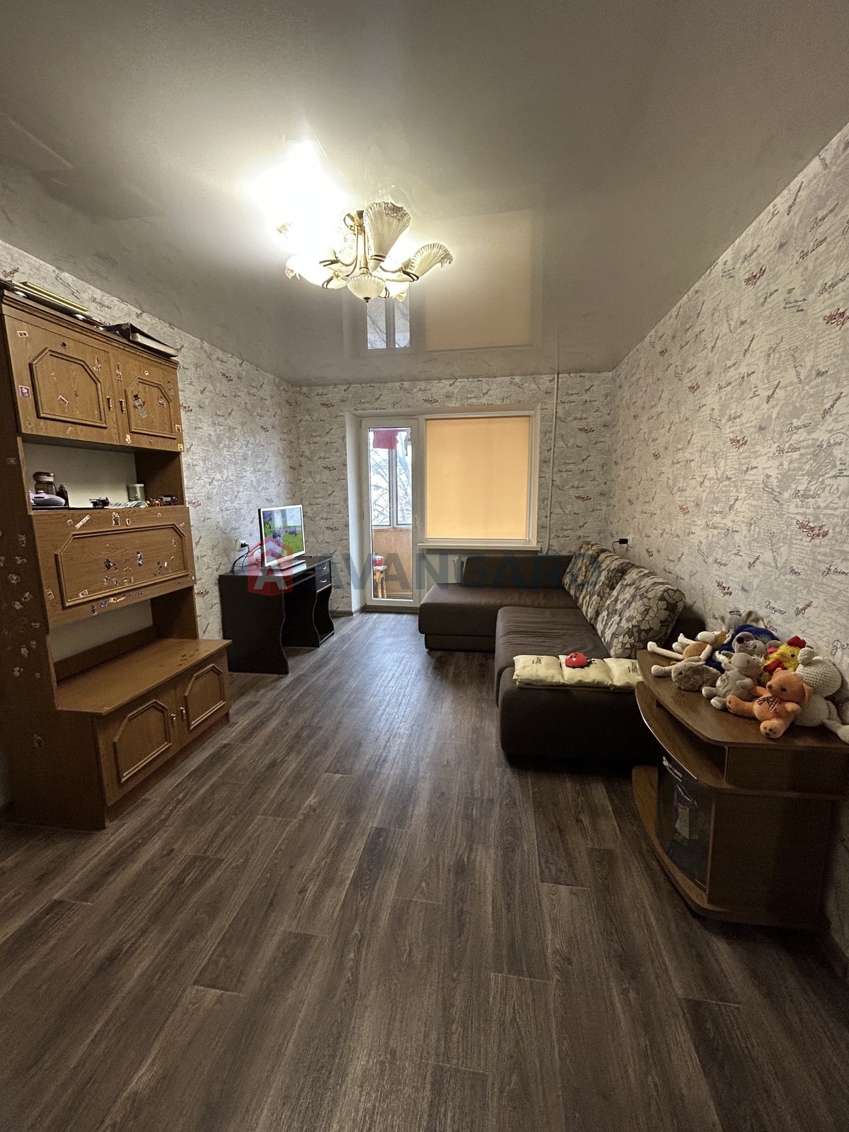 2 ����. ��������, 47/-/6 ��. �., 3/5 ���� ���� 15