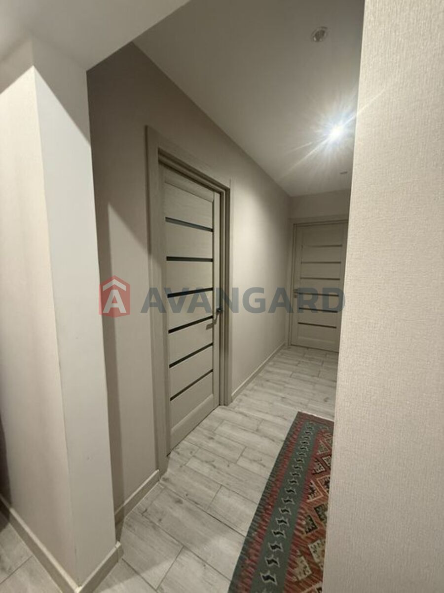 2 ��. ��������, 52/-/8 ��. �., 6/9 ������ ���� 8