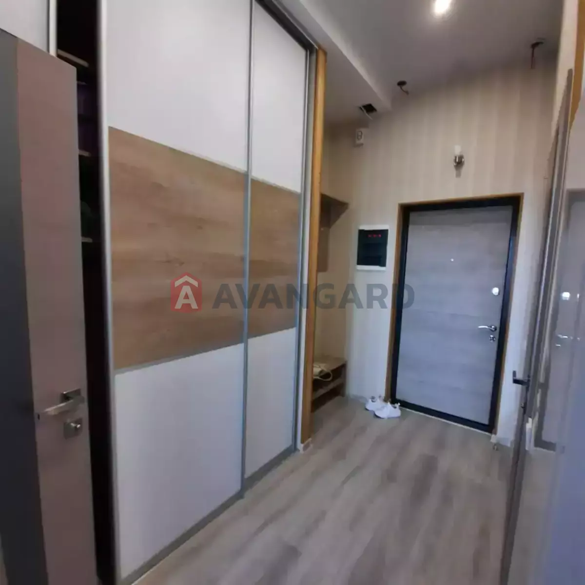 1 ��. ��������, 41/16/16 ��. �., 13/18 ������ ���� 19