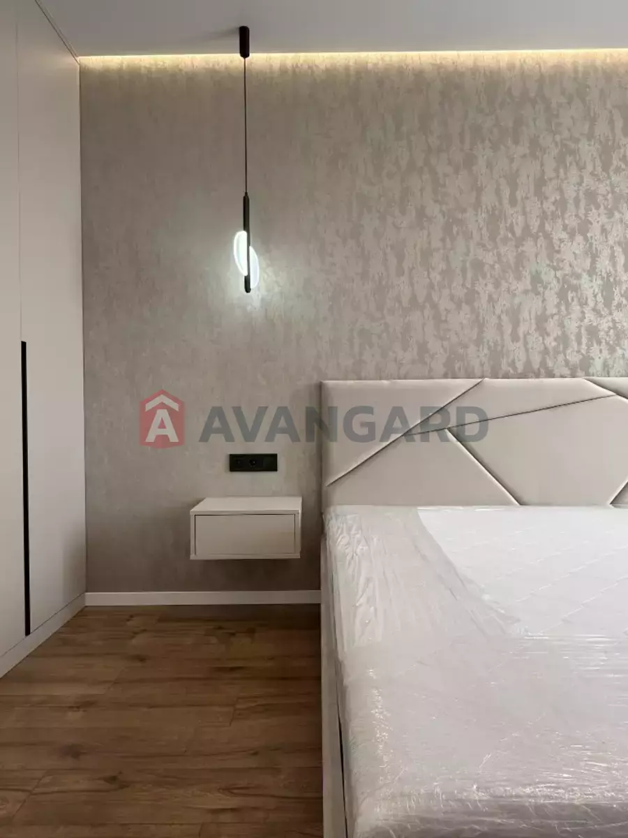 1 ����. ��������, 55/18/18 ��. �., 5/10 ���� ���� 16