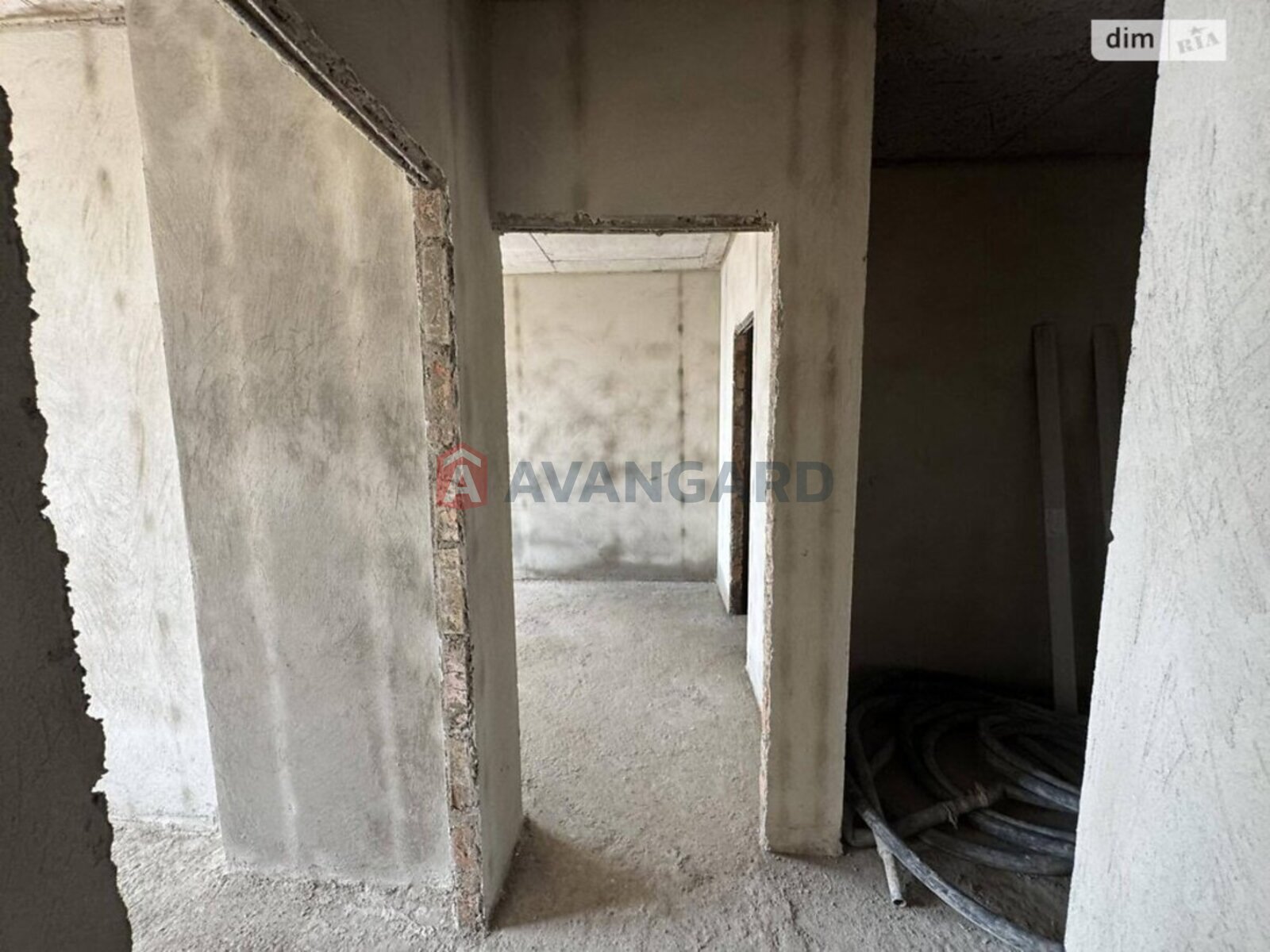 1 ��. ��������, 37/12/13 ��. �., 2/10 ������ ���� 5