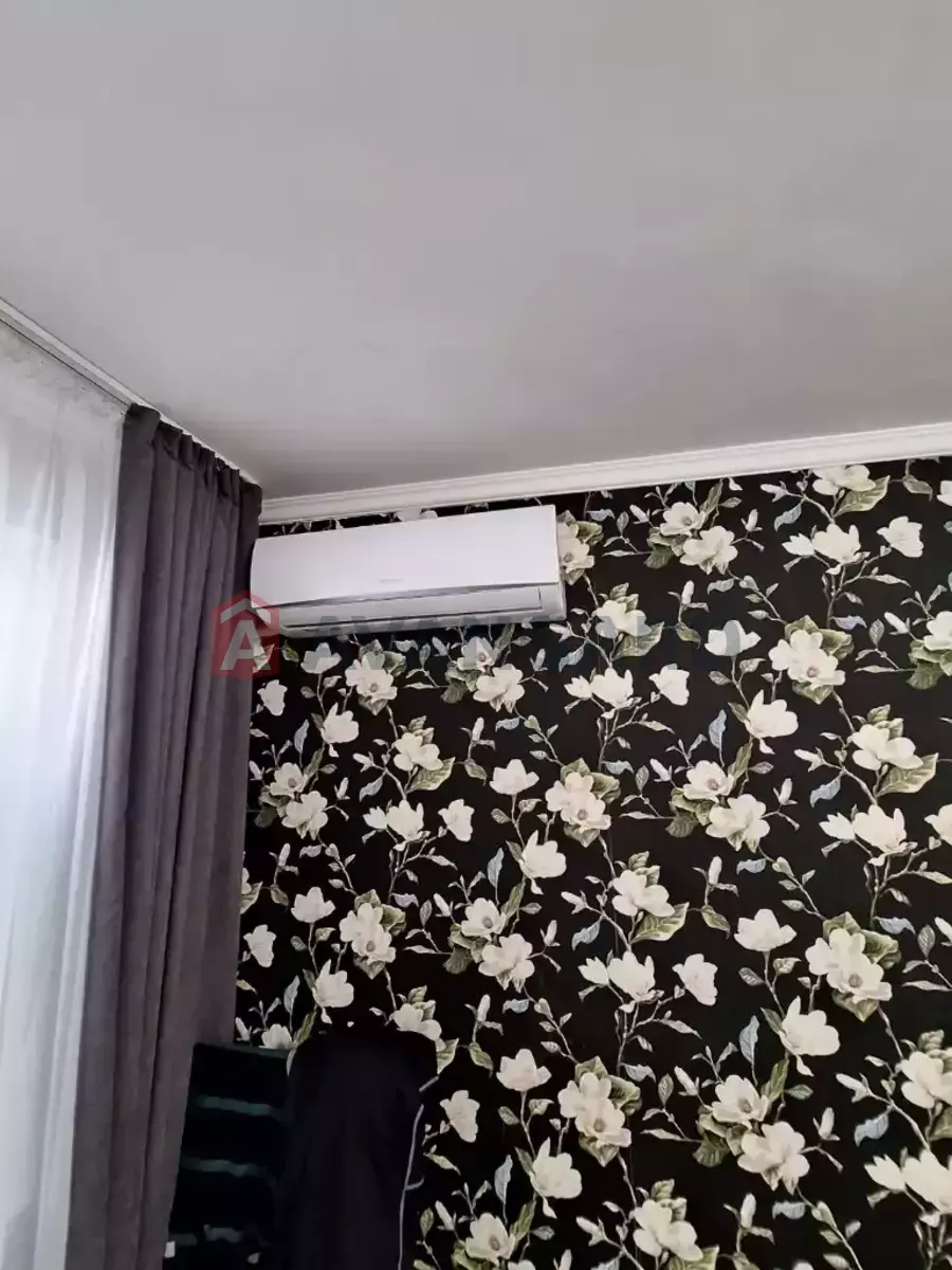 2 ��. ��������, 47/26/8 ��. �., 10/10 ������ ���� 22