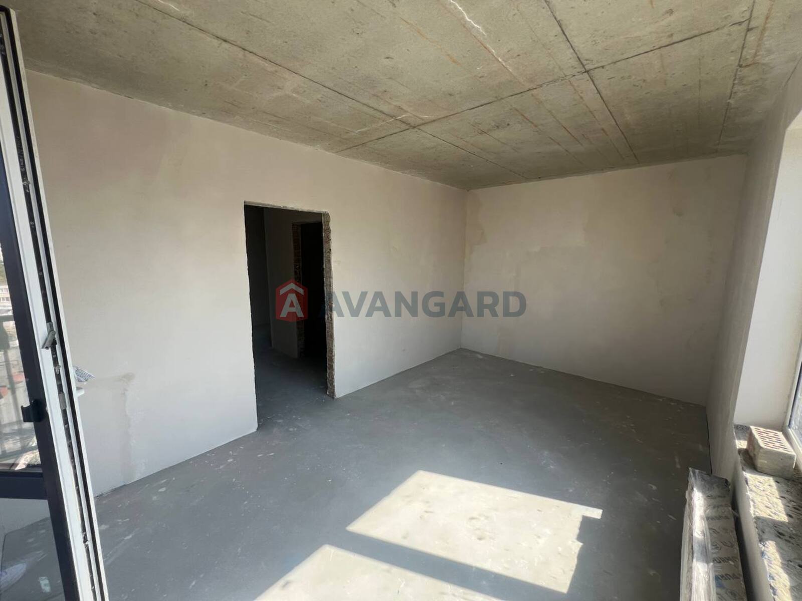 1 ��. ��������, 42/-/11 ��. �., 9/9 ������ ���� 6