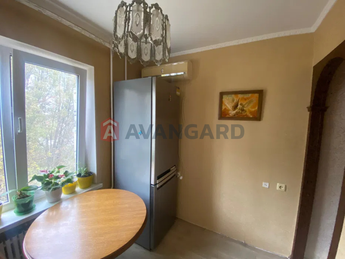 1 ����. ��������, 35/18/6 ��. �., 5/9 ���� ���� 1