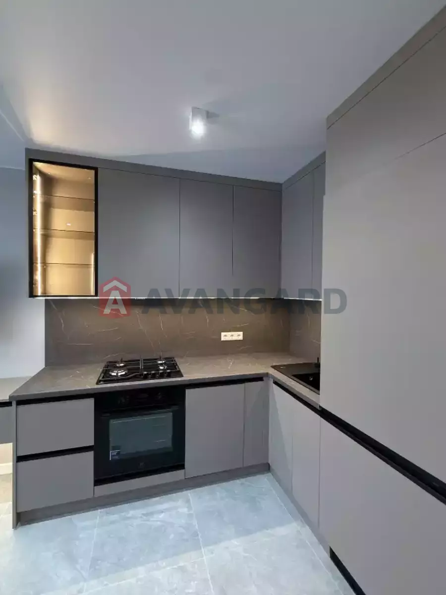 2 ��. ��������, 45/-/- ��. �., 9/10 ������ ���� 1