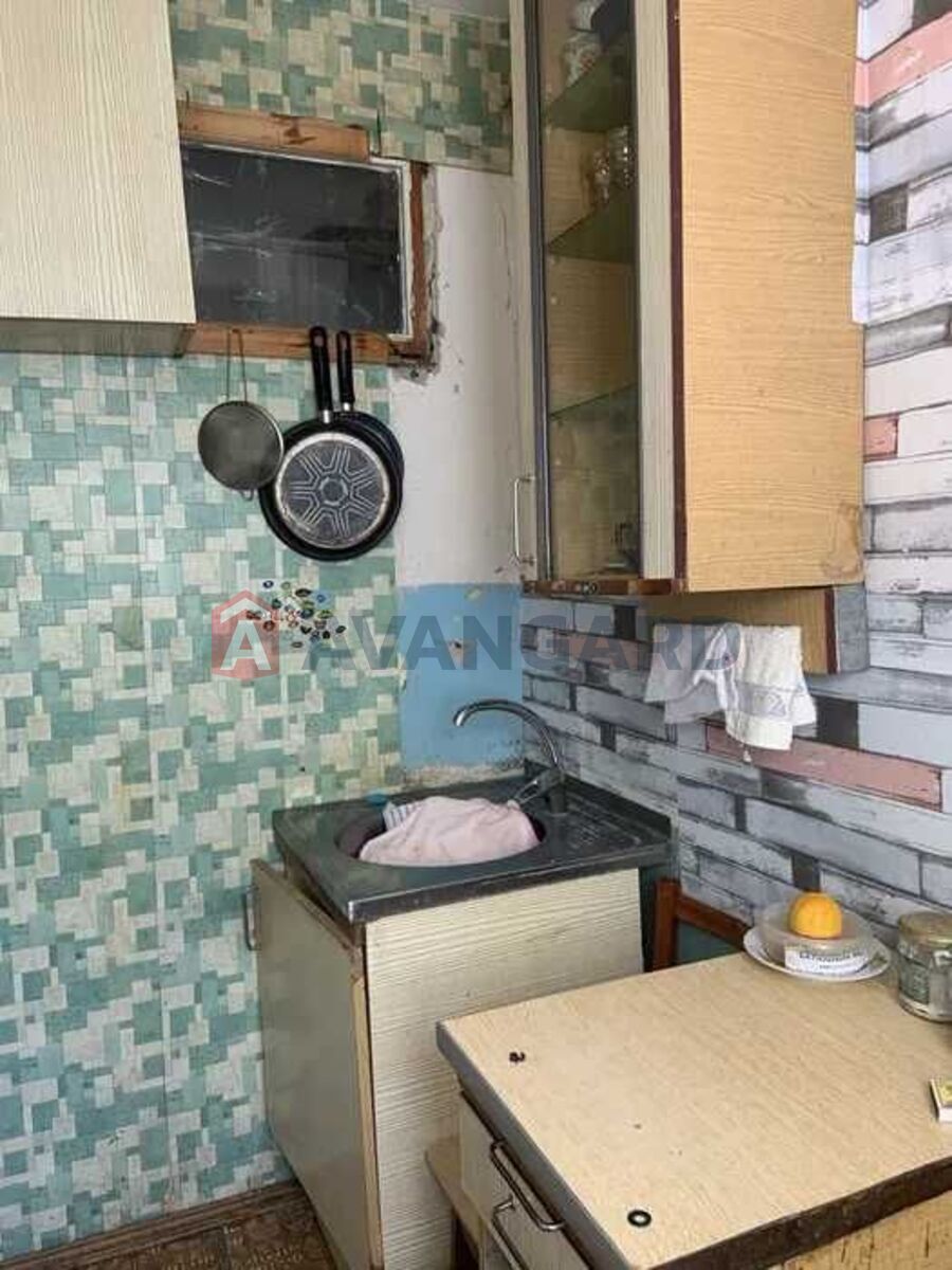 1 ��. ��������, 30/-/6 ��. �., 2/5 ������ ���� 5