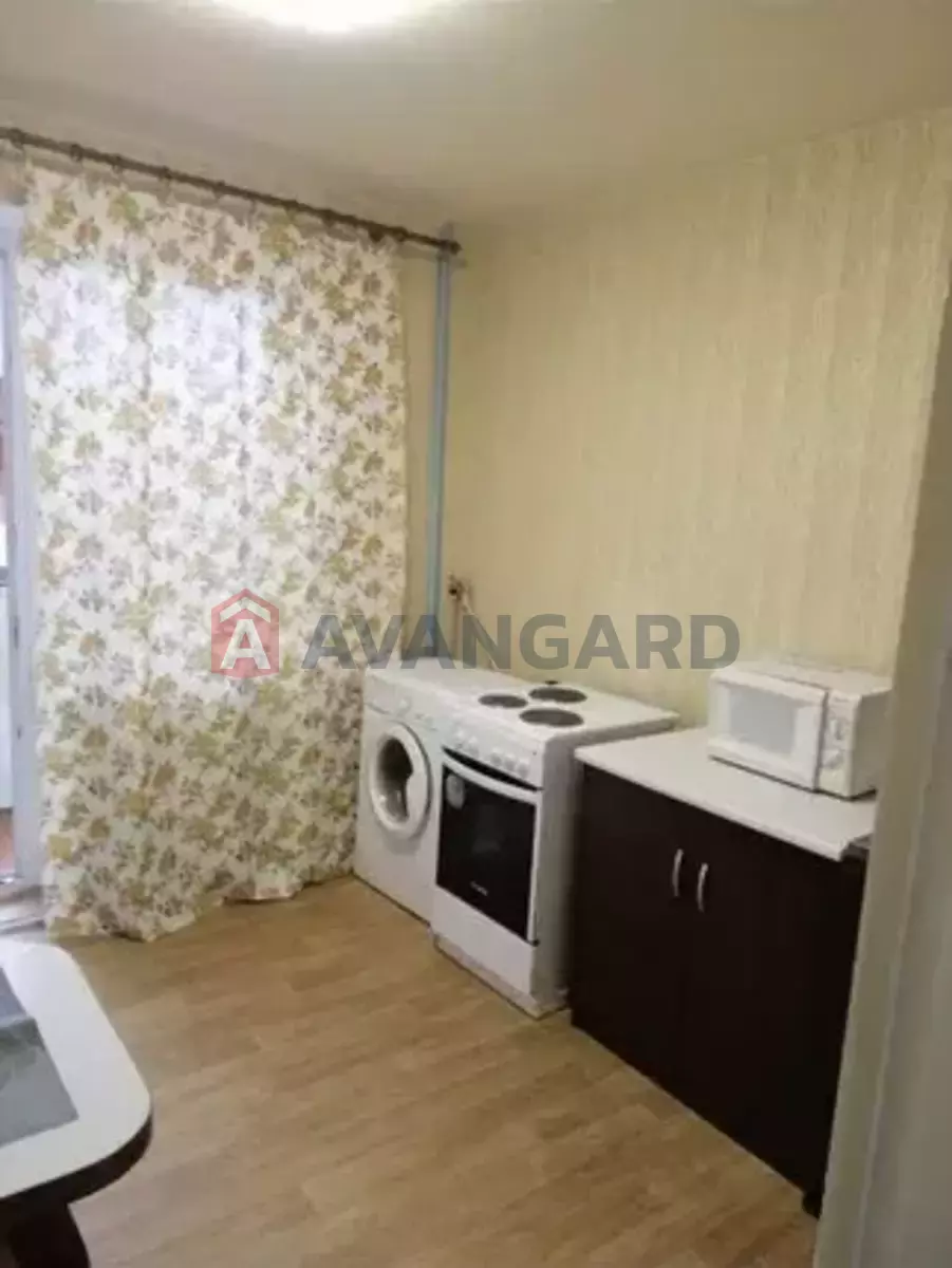 1 ��. ��������, 36/16/8 ��. �., 11/16 ������ ���� 2