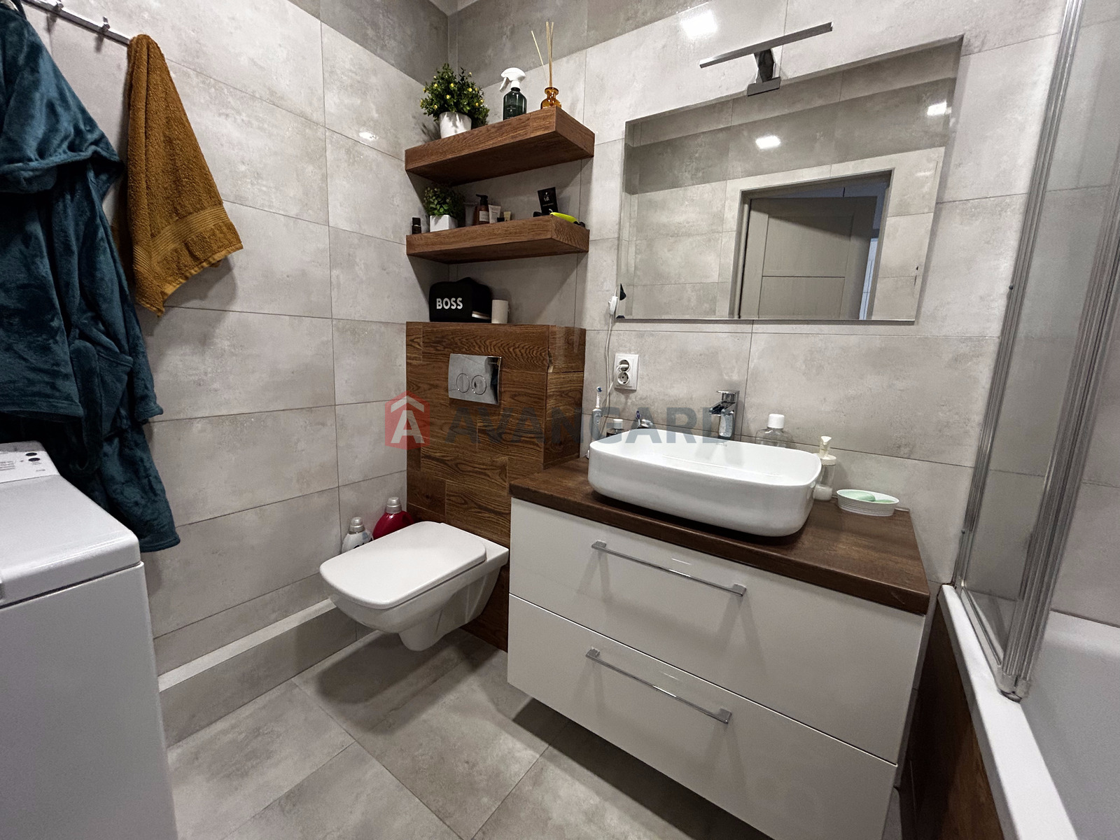 1 ����. ��������, 43/20/13 ��. �., 5/10 ���� ���� 13