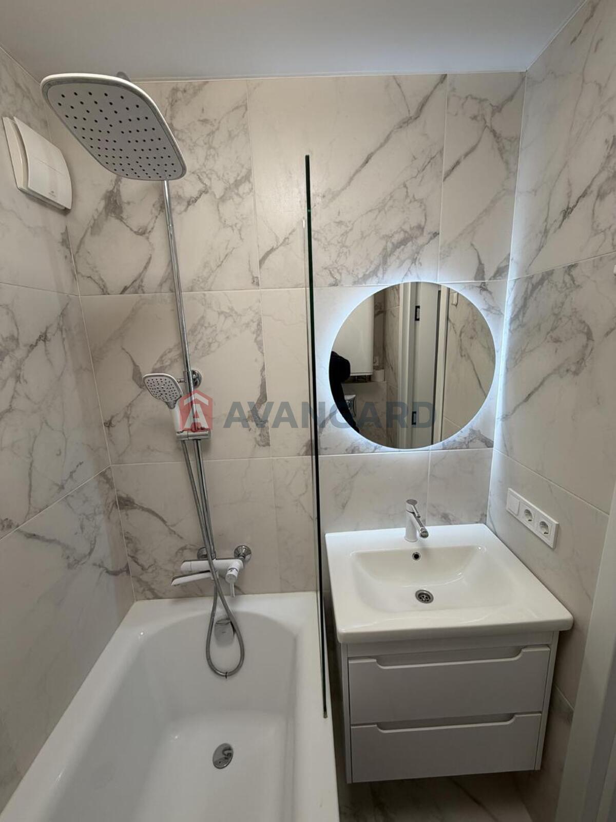 1 ����. ��������, 33/12/15 ��. �., 2/5 ���� ���� 2