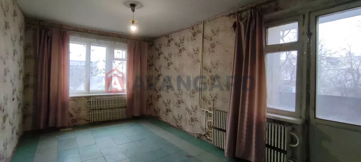 3 ��. ��������, 77/51/9 ��. �., 1/12 ������ ���� 2