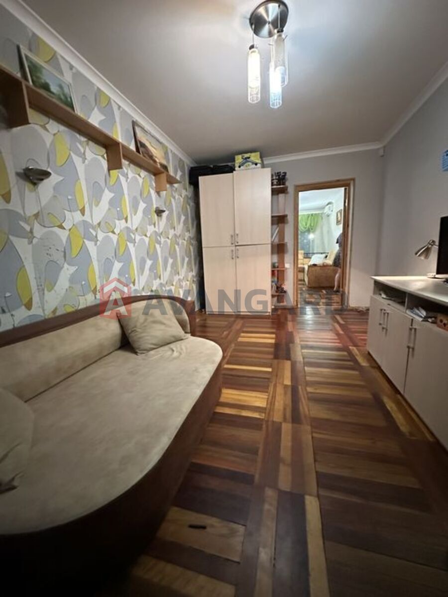 3 . , 72/-/8 . ., 2/9   6