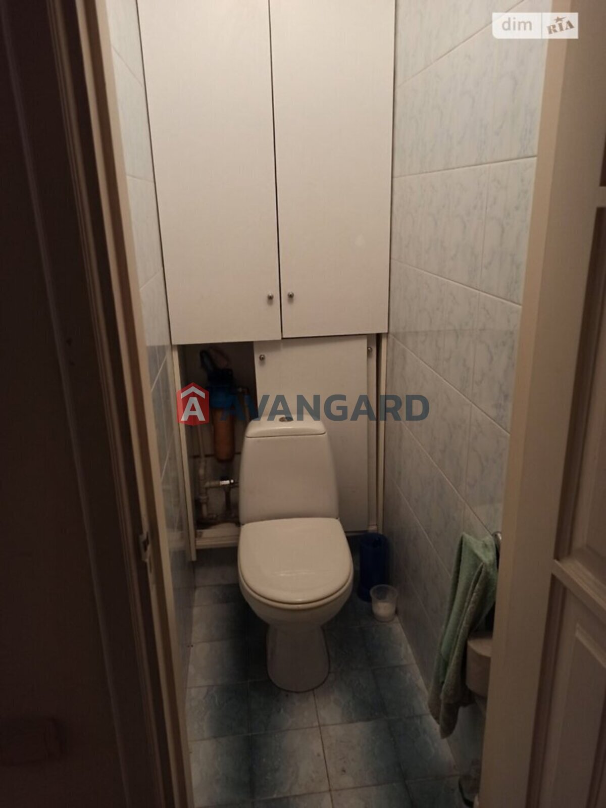 2 ����. ��������, 60/-/- ��. �., 8/9 ���� ���� 15