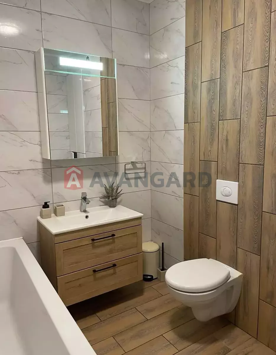 1 ��. ��������, 44/21/7 ��. �., 11/12 ������ ���� 9