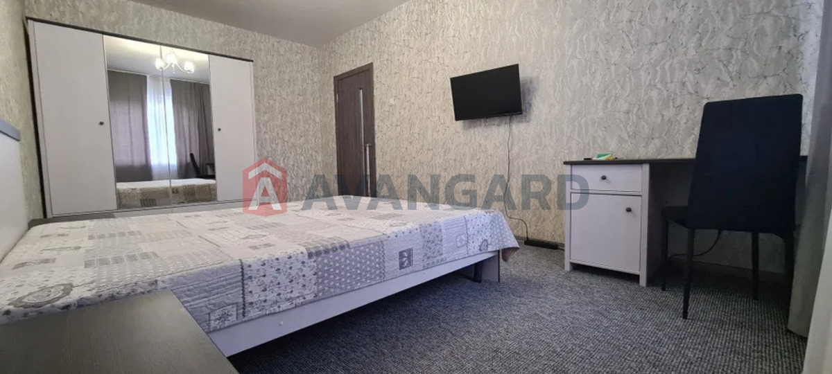 1 ��. ��������, 41/-/11 ��. �., 14/25 ������ ���� 2