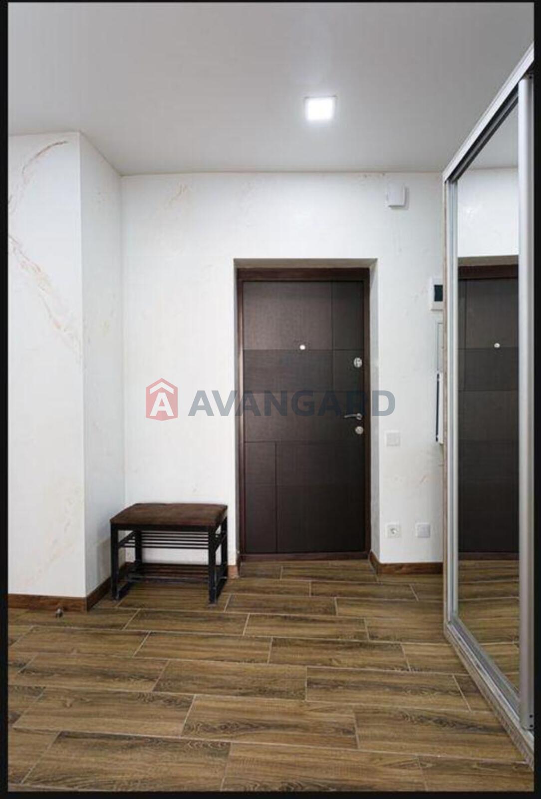 2 ��. ��������, 77/-/25 ��. �., 5/12 ������ ���� 19