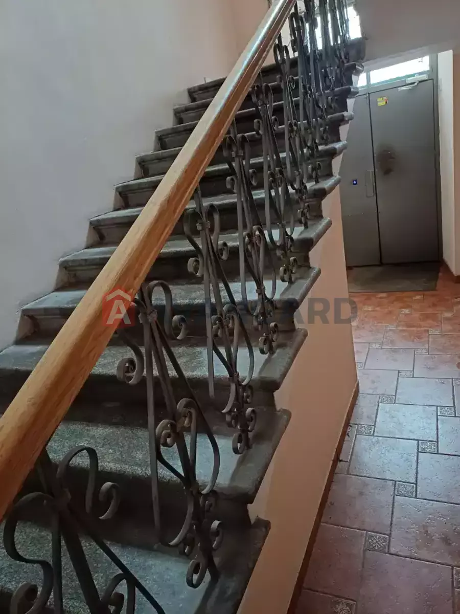 2 ��. ��������, 55/30/8 ��. �., 1/3 ������ ���� 13