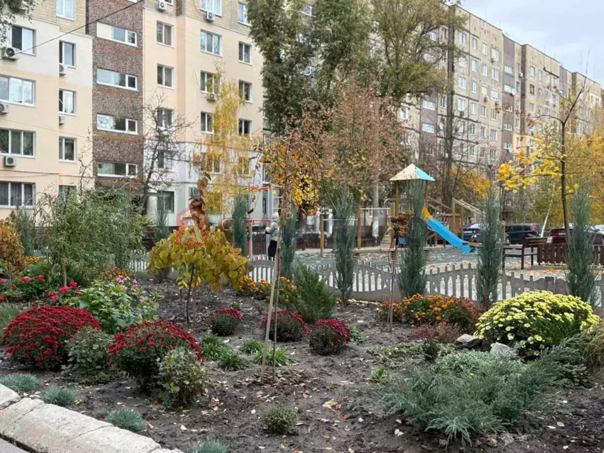 1 . , 39/-/9 . ., 9/9   1