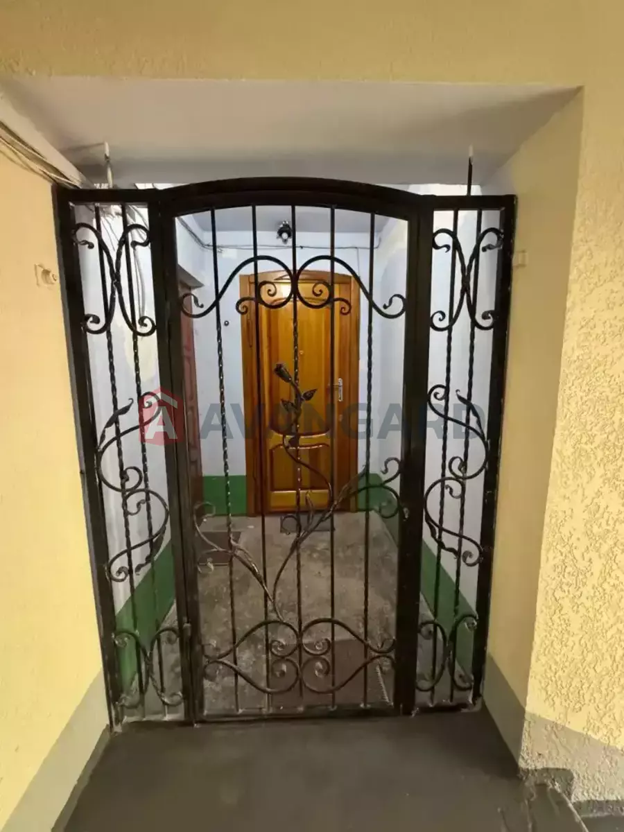 4 ��. ��������, 78/51/7 ��. �., 3/9 ������ ���� 10