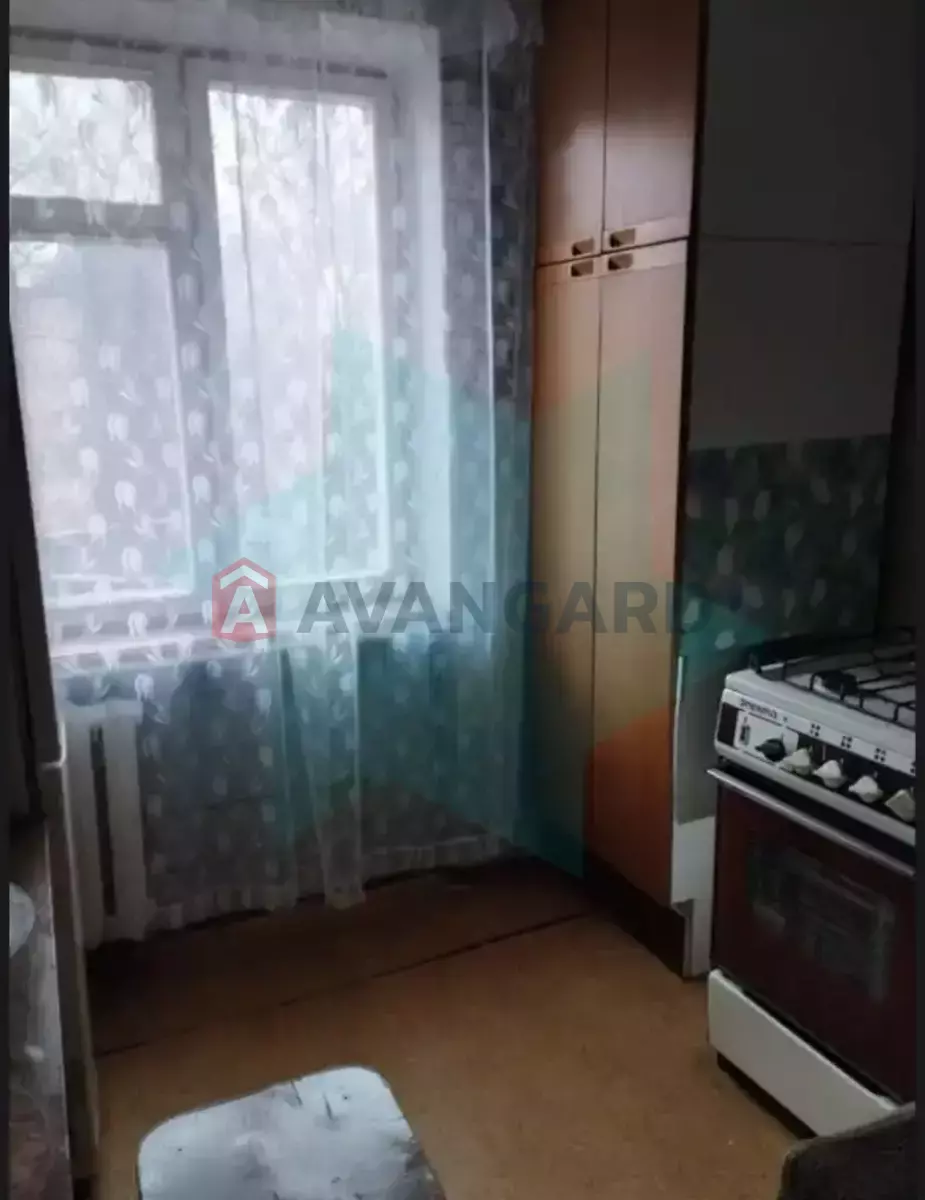 2 ����. ��������, 44/-/6 ��. �., 3/5 ���� ���� 3