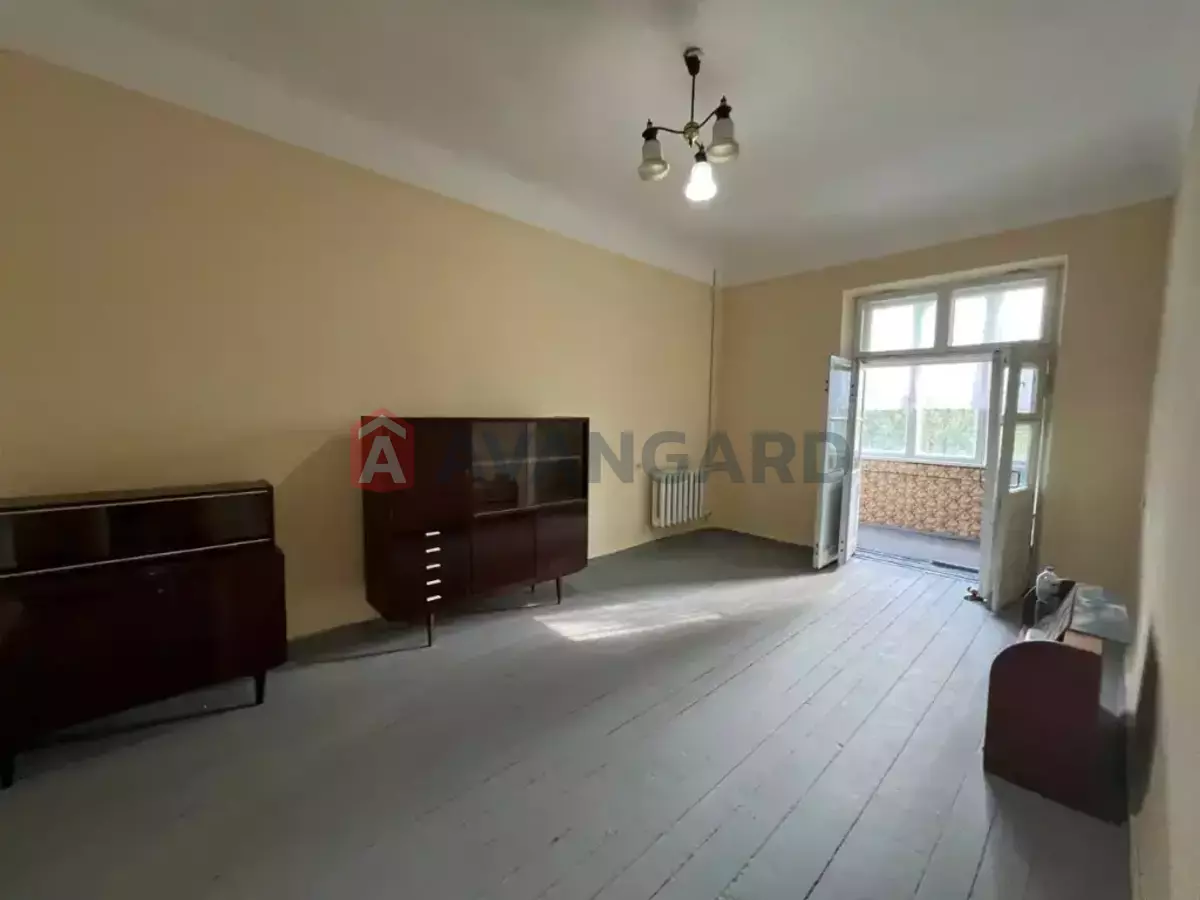 2 . , 61/-/- . ., 2/4   6