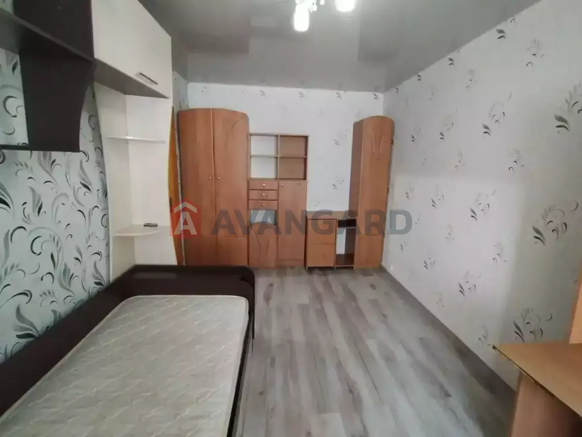 2 . , 51/-/8 . ., 4/9   2