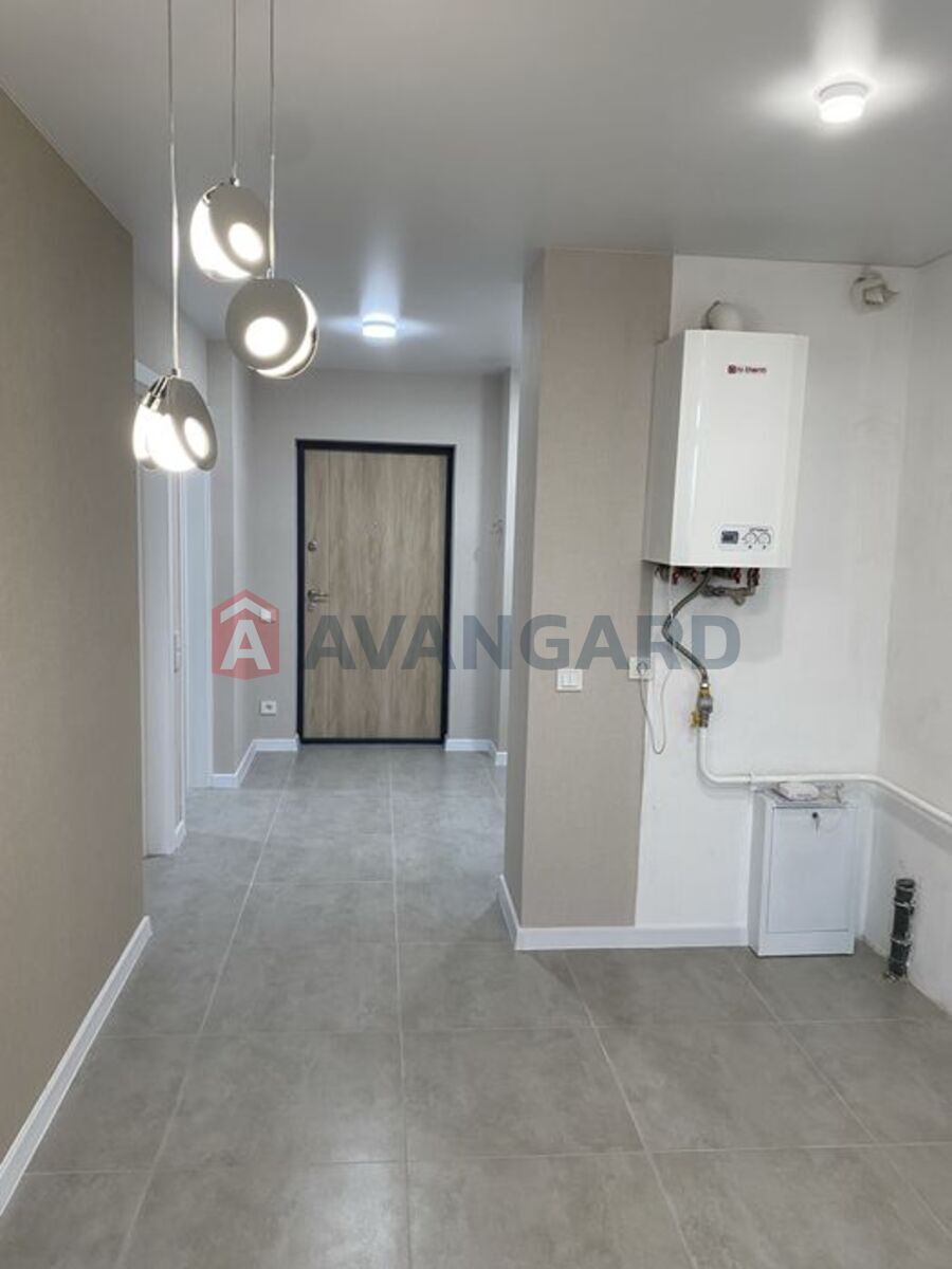 1 ��. ��������, 43/-/11 ��. �., 5/10 ������ ���� 2