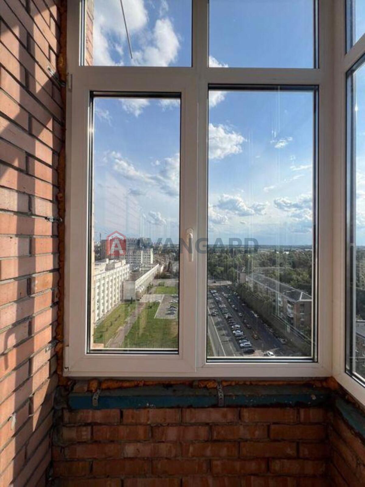 3 ��. ��������, 140/-/41 ��. �., 13/15 ������ ���� 6