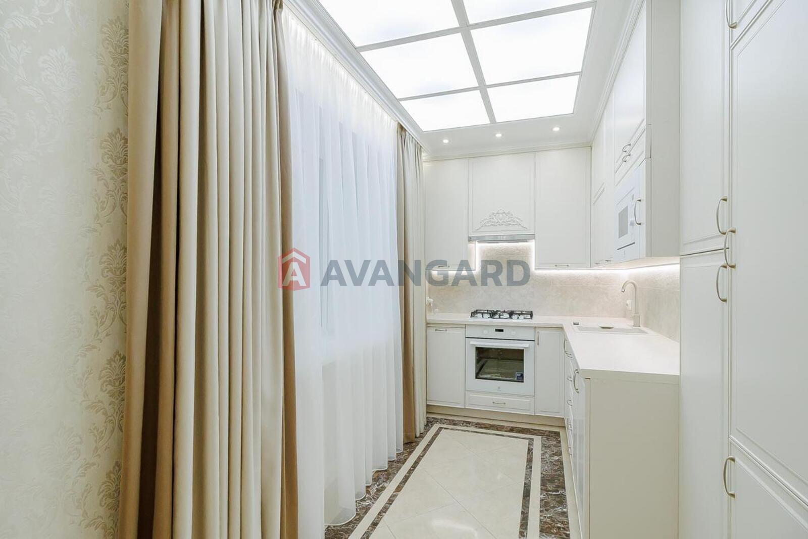 2 ��. ��������, 46/29/8 ��. �., 2/5 ������ ���� 6