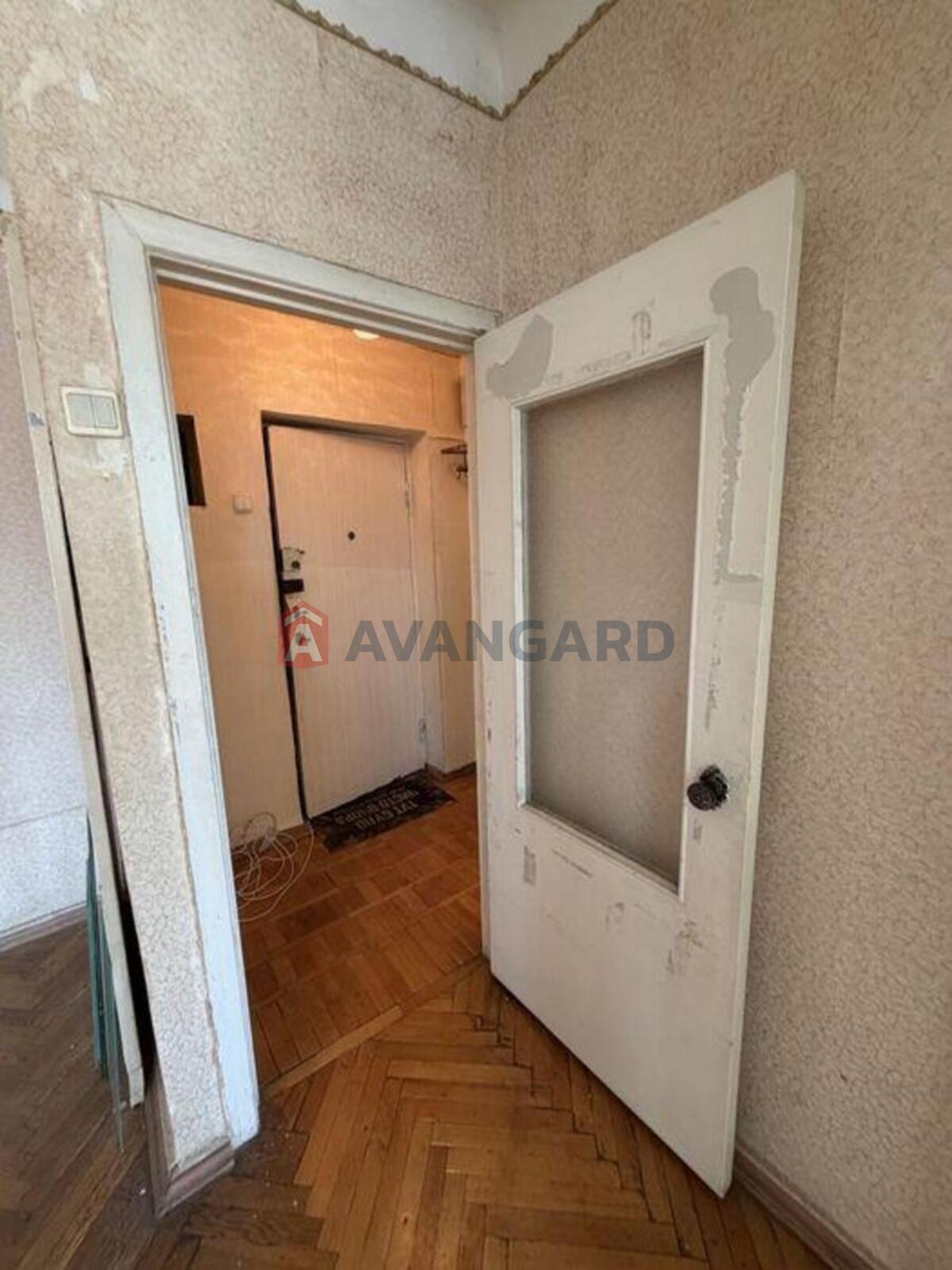 2 ��. ��������, 43/-/6 ��. �., 2/5 ������ ���� 7